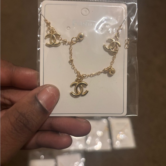 Fashion Jewelry Necklace Sets - Picture 2 of 7